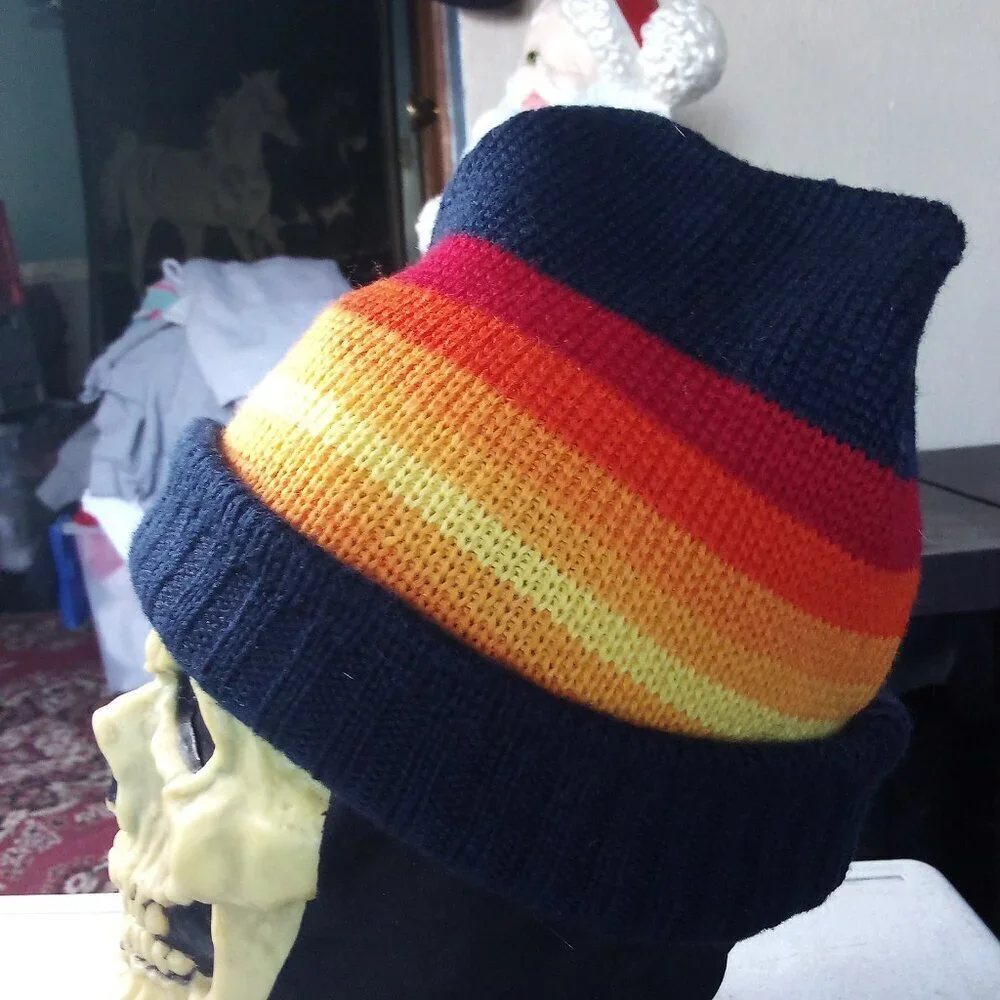 Vintage 80s Smiley Stiped Wool Winter Ski Hat Beanie